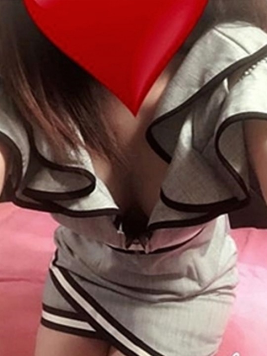 スミレ